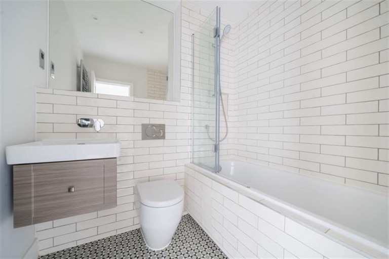 Images for Rochford Grove, Horsham, RH12