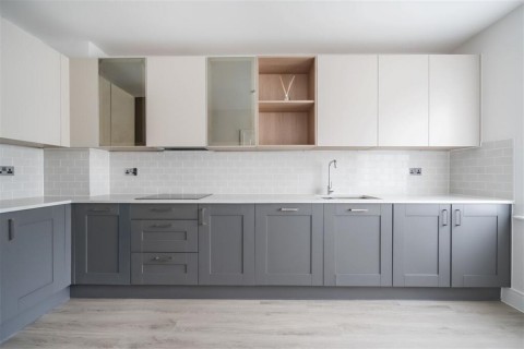 Click the photo for more details of Rochford Grove, Horsham, RH12