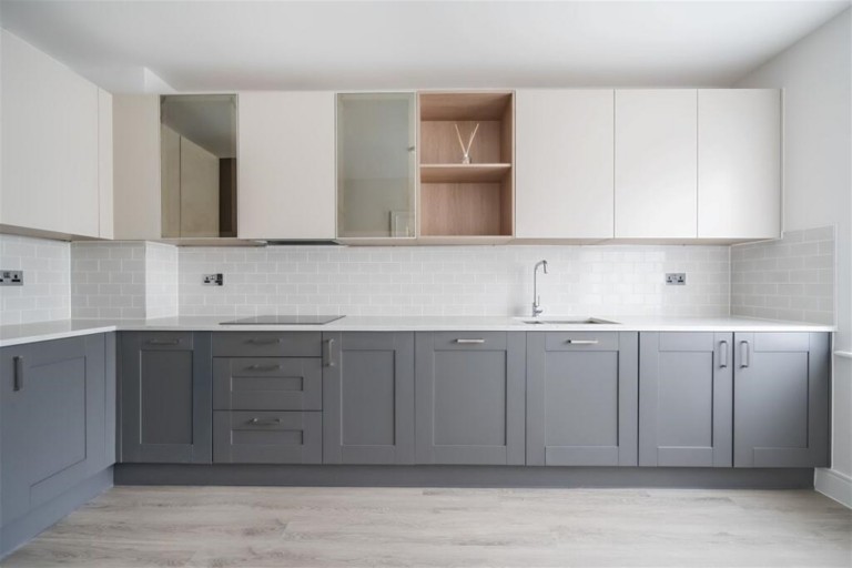 Images for Rochford Grove, Horsham, RH12