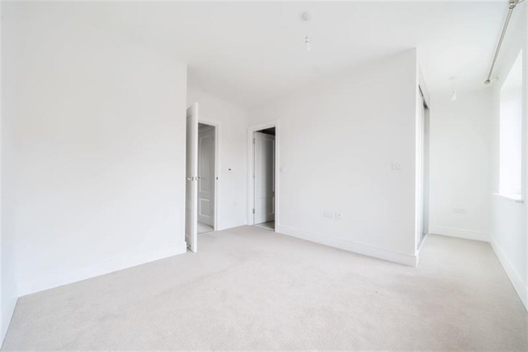 Images for Rochford Grove, Horsham, RH12