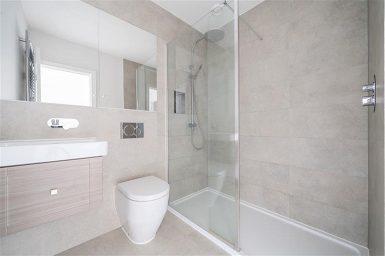 Images for Rochford Grove, Horsham, RH12