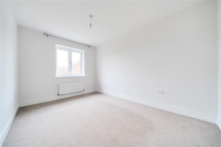 Images for Rochford Grove, Horsham, RH12