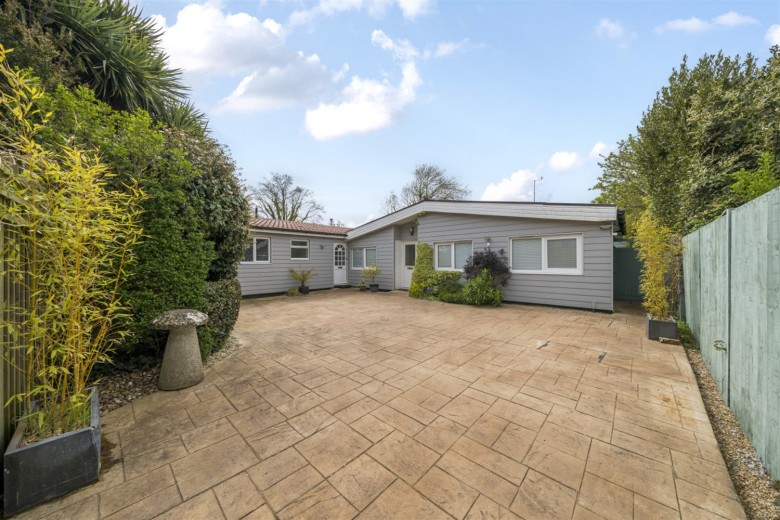 Click the photo for more details of Elm Grove, Bognor Regis, PO21