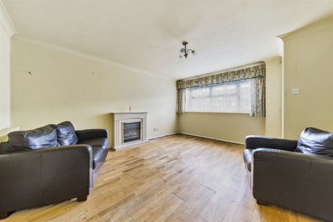 Click the photo for more details of Birdham Close, Bognor Regis, PO21