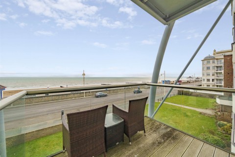 Click the photo for more details of The Esplanade, Bognor Regis, PO21