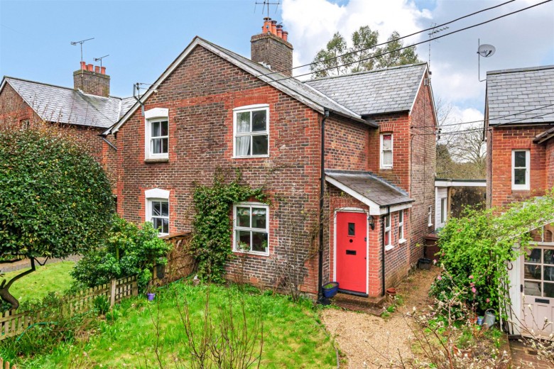 Click the photo for more details of School Lane, Sheet, Petersfield, GU32