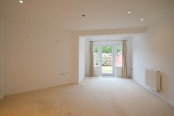 Images for Hillview, High Street, Billingshurst, RH14