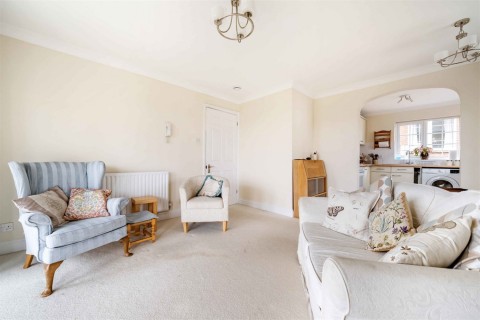 Click the photo for more details of Sussex Road, Petersfield, GU31