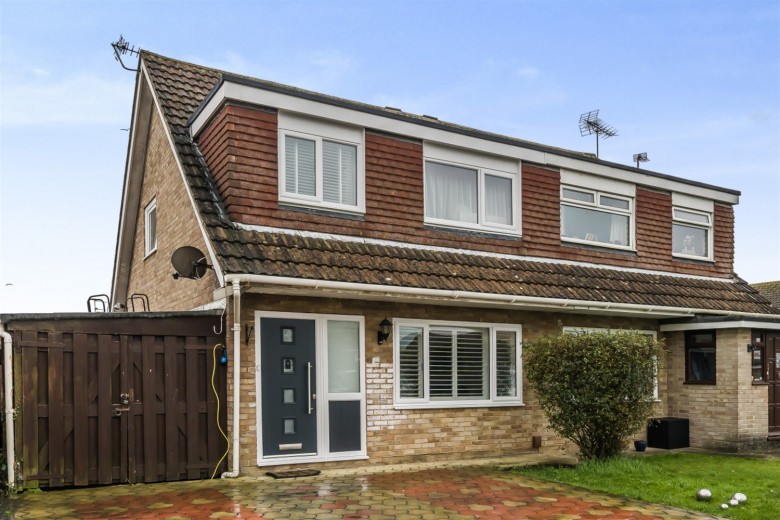 Click the photo for more details of Wren Crescent, Bersted, Bognor Regis, PO22