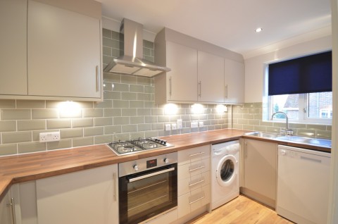 Click the photo for more details of Lyntons, Pulborough, RH20