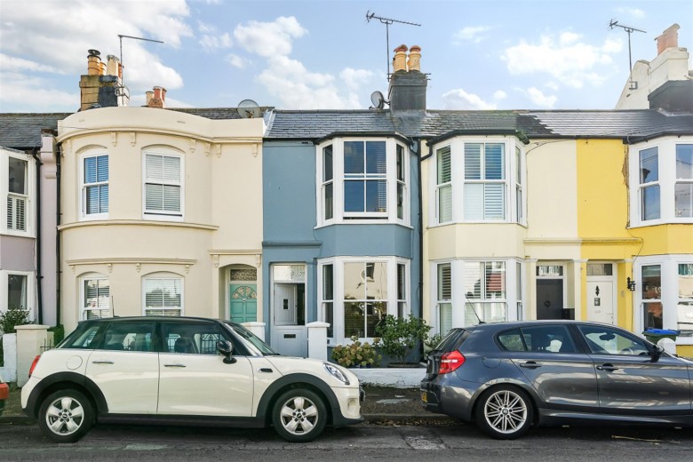 Click the photo for more details of Wood Street, Bognor Regis, PO21