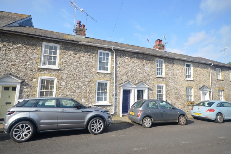 Click the photo for more details of Surrey Street, Arundel, BN18