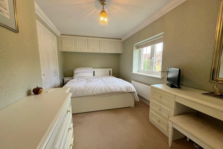 Images for Wildbrooks Close, Pulborough, RH20