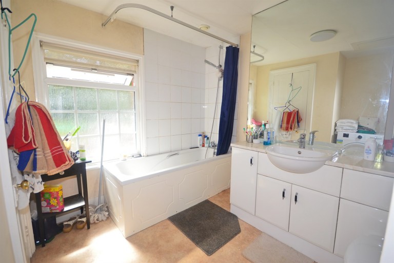 Images for High Street, Billingshurst, RH14