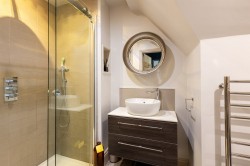 Images for Godalming Road, Hascombe, GU8