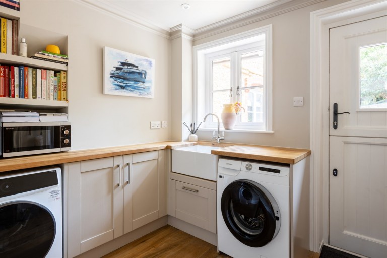Images for Godalming Road, Hascombe, GU8