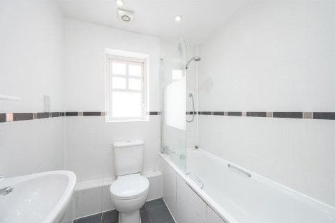 Click the photo for more details of Lyons Court, Dorking, RH4