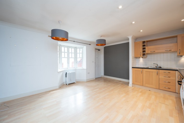 Images for Lyons Court, Dorking, RH4