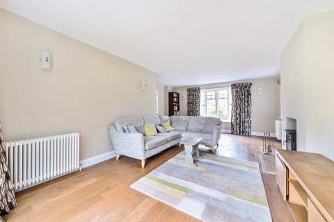Click the photo for more details of Church Street, Horsham, RH12