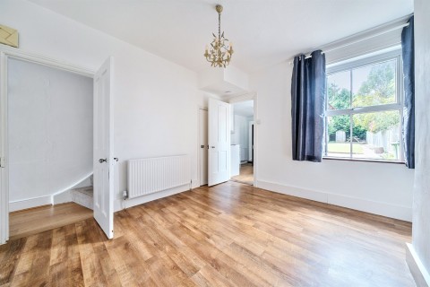 Click the photo for more details of Billingshurst Road, Horsham, RH12