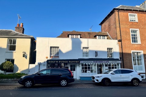 Click the photo for more details of High Street, Arundel, BN18