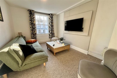 Click the photo for more details of High Street, Arundel, BN18