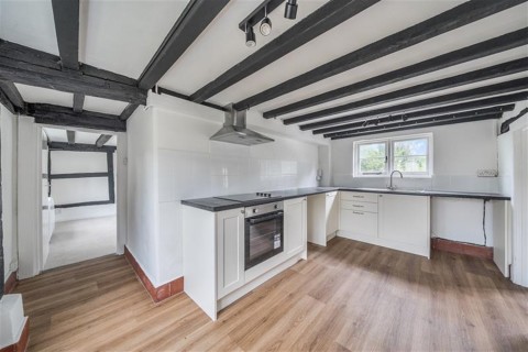 Click the photo for more details of Lordings Road, Billingshurst, RH14