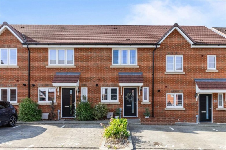 Click the photo for more details of Brighton Link, Faygate, Horsham, RH12