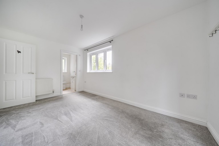 Images for Stonebridge Place, Blackbridge Lane, Horsham, RH12