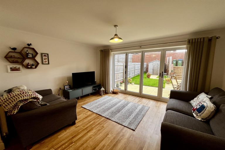 Images for Garman Way, Billingshurst, RH14