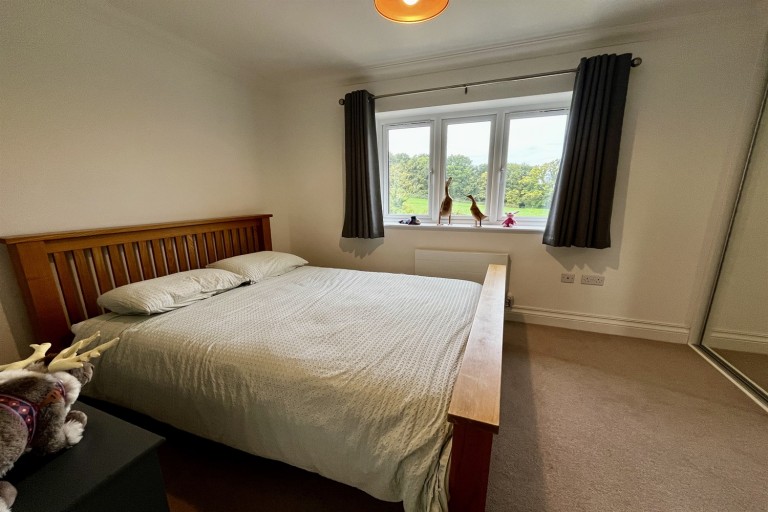 Images for Garman Way, Billingshurst, RH14
