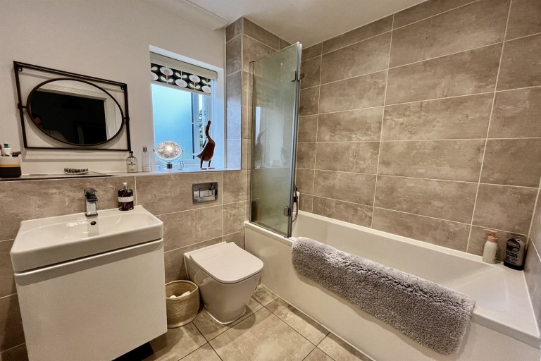 Images for Garman Way, Billingshurst, RH14