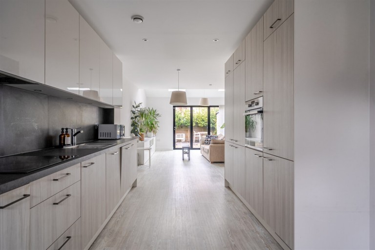 Images for Gatehouse Mews, Horsham, RH12