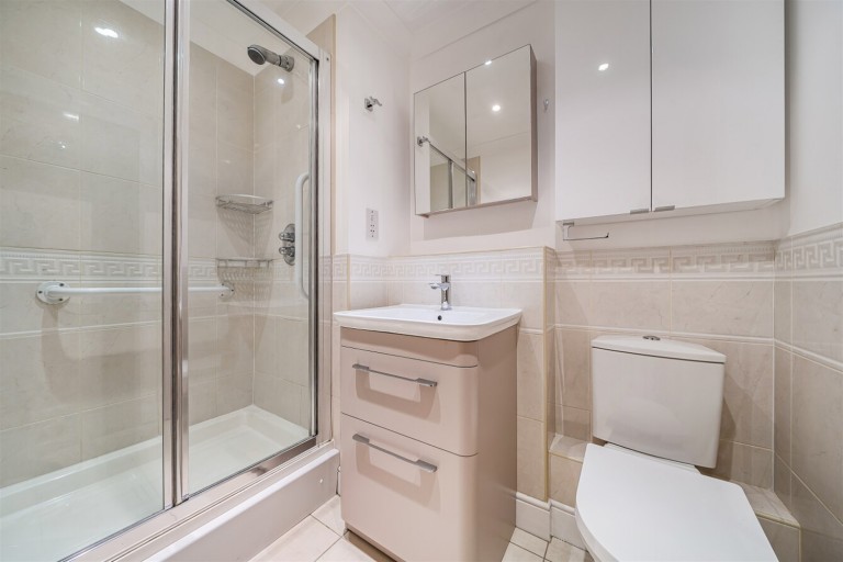 Images for Kings Gate, Horsham, RH12