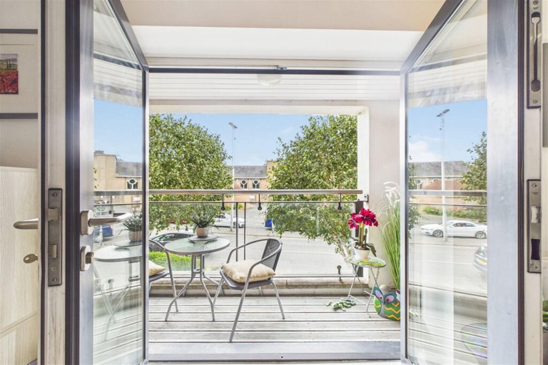 Images for Kings Gate, Horsham, RH12