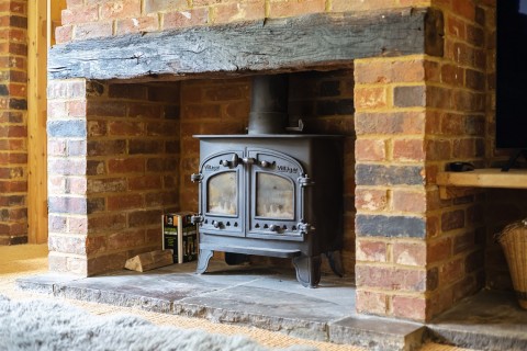 Click the photo for more details of Wellcross Cottage, Five Oaks Road, Slinfold, Horsham, RH13