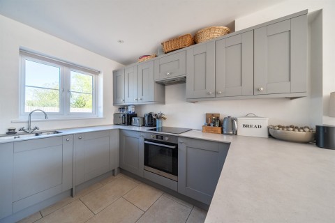 Click the photo for more details of Brick Lane, Slinfold, Horsham, RH13