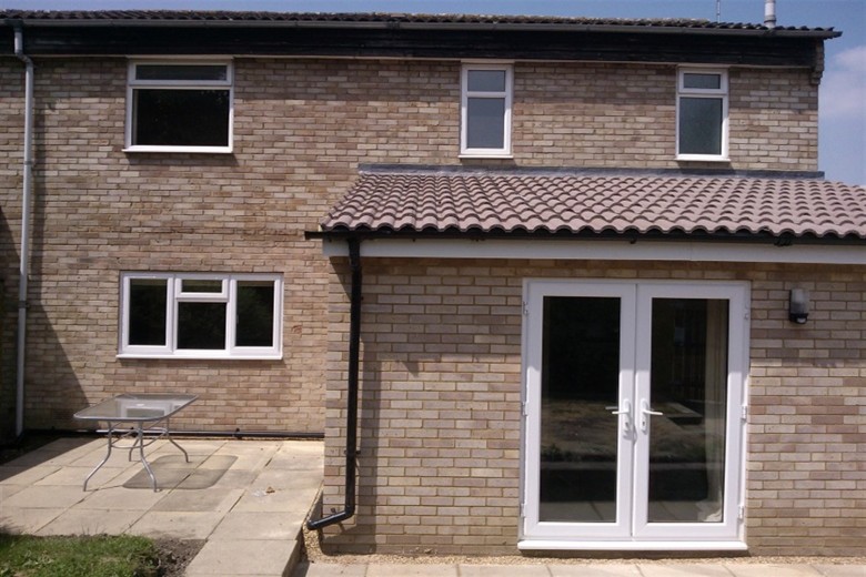 Click the photo for more details of Leaves Green, Bracknell, RG12