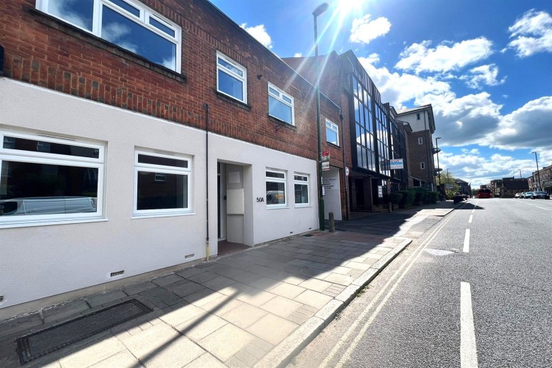 Click the photo for more details of Springfield Road, Horsham, RH12
