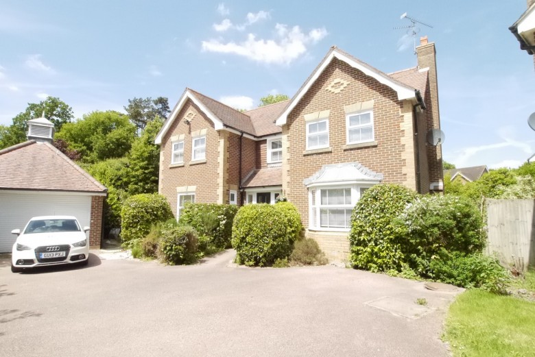 Click the photo for more details of Durfold Road, Horsham, RH12