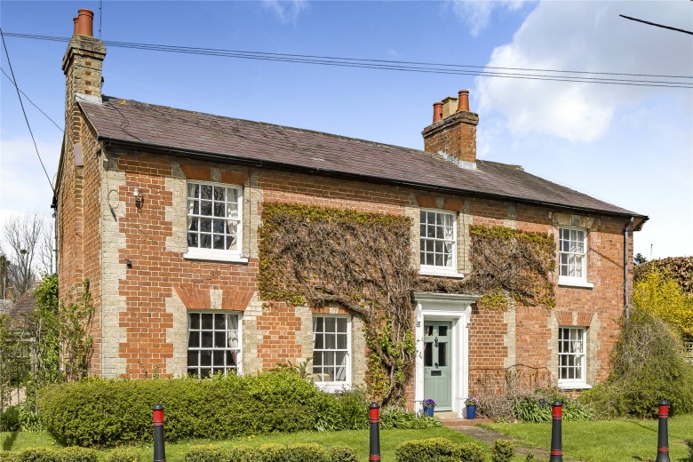 Click the photo for more details of Marroway, Weston Turville, HP22