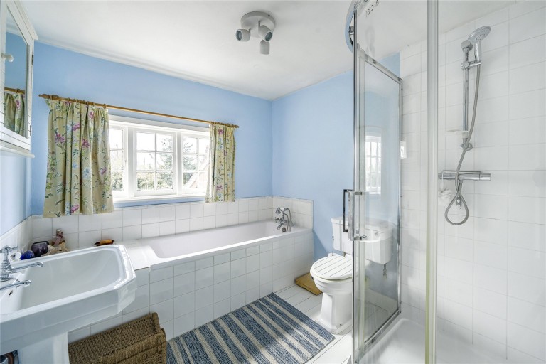 Images for Marroway, Weston Turville, HP22