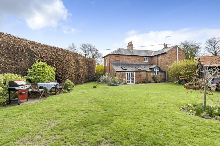 Images for Marroway, Weston Turville, HP22