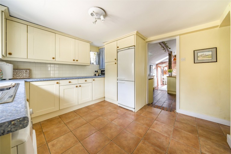 Images for Marroway, Weston Turville, HP22