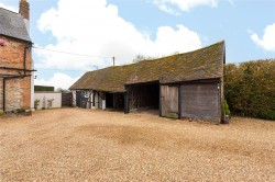 Images for Aylesbury Road, Bierton, HP22