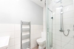 Images for Aylesbury Road, Bierton, HP22