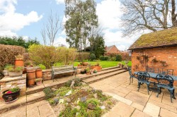 Images for Aylesbury Road, Bierton, HP22