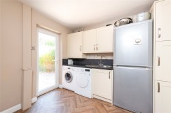 Images for Kestrel Way, Watermead, HP19