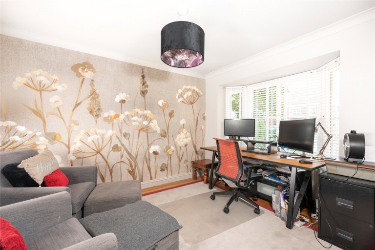 Images for Kestrel Way, Watermead, HP19
