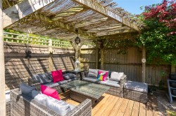 Images for Kestrel Way, Watermead, HP19